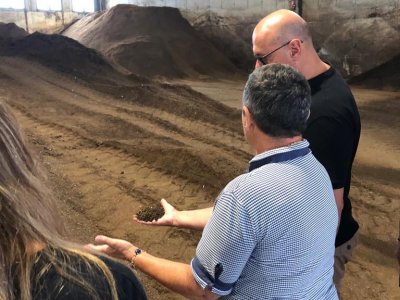Besuch der Firma Agrounik aus Serbien in Grena in der